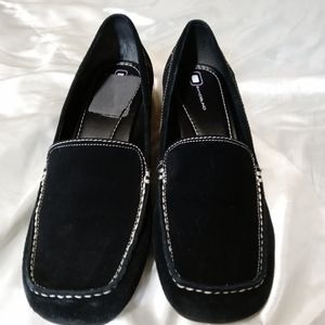 Bandolino Black with White Stitches Loafers